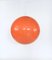 Lámpara colgante esférica de resina naranja, Italia, años 60, Imagen 18