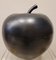 Äpfel aus Schwarzweißer Keramik, Italien, 1970er, 2er Set 7