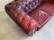 Sofá vintage de cuero en color sangre, Imagen 9
