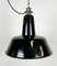 Industrielle Fabrik Deckenlampe aus schwarzer Emaille mit Gusseisenplatte, 1950er 5