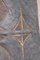 Piatto in ferro patinato inciso con decorazione cubista, anni '50, Immagine 7