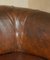 Butaca Club Tub de cuero marrón con garras y patas esféricas talladas a mano, década de 1880, Imagen 15