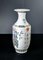 Vase en Porcelaine Polychrome Peinte, Pékin, 1700s 2