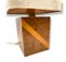 Lámpara de mesa Hollywood Regency cúbica de madera y latón, Italia, años 70, Imagen 12