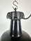 Lámpara de fábrica industrial de esmalte negro con superficie de hierro fundido, años 60, Imagen 3