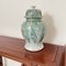 Chinesische Glasierte Vase mit Deckel, 1940er 5