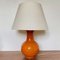 Orangefarbene Tischlampe aus Keramik, 1980er 1