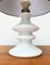 Lámpara de mesa modelo Mary danesa vintage de vidrio opalino de Per Lütken para Holmegaard, años 70, Imagen 16