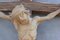 Gekreuzigter Jesus am Kreuz Handgeschnitztes Holz Altarschild, 1960er 2