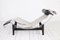 Chaise longue LC4 di Le Corbusier per Cassina, Immagine 5