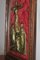 Crocifisso con cornice in legno decorato su velluto rosso e vetro convesso, Francia, anni '50, Immagine 7