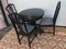 Tavolo e sedie rotondi in ottone sbalzato nero, anni '20, set di 4, Immagine 23