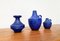 Minimalistische deutsche Mid-Century Vasen in Kobaltblau von Hartwig Heyne Pottery, 1960er, 3er Set 18