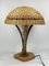 Lámpara de mesa brutalista en forma de hongo de hierro forjado dorado y ratán, años 60, Imagen 10