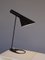 Lámpara de mesa AJ vintage de Arne Jacobsen para Louis Poulsen, años 60, Imagen 10