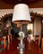 Lámpara de mesa Hollywood Regency grande de latón, Francia, años 70, Imagen 2