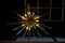 Lámpara de araña Sputnik grande estilo Venini de latón y cristal de Murano ámbar, década de 2000, Imagen 14