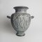 Amphora Vase aus schwarzem Speckstein mit Figurenrelief 1