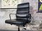 Soft Pad Chair Ea 219 par Charles & Ray Eames pour Vitra en Cuir Noir 17