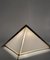 Lámpara de mesa piramidal italiana de latón dorado de Christos, 1970, Imagen 13