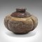 Petit Pot Antique à Couvercle Sculpté, Chine, 1900s 5
