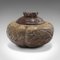 Petit Pot Antique à Couvercle Sculpté, Chine, 1900s 1