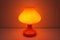 Lámpara de mesa de vidrio naranja atribuida a Valasske Mezirici, años 70, Imagen 6