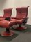 Grand Fauteuil en Cuir Rouge avec Fauteuil Inclinable Ekornes Stressless Blues, Set de 2 5