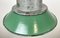 Lámpara colgante industrial de hierro fundido y esmalte verde, años 60, Imagen 3