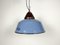 Lámpara colgante industrial de hierro fundido y esmalte azul, años 60, Imagen 2