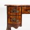 Schreibtisch im Barockstil mit Nussholz Furnier, 1800er 5