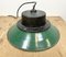 Lámpara colgante industrial de hierro fundido y esmalte verde, años 60, Imagen 14
