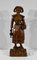 Donna bretone di ritorno dal mercato, fine 800, faggio, Immagine 1