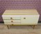 Credenza piccola vintage color crema, anni '70, Immagine 1