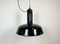 Lámpara colgante de fábrica industrial esmaltada en negro con superficie de hierro, años 50, Imagen 2