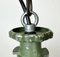 Lámpara colgante industrial de esmalte verde con superficie de aluminio fundido, 1960, Imagen 6