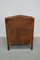 Club chair con schienale abbottonato, Francia, in pelle color cognac, Immagine 6