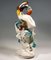 Großer Meissener Tukan mit Frucht in Schnabelfigur von Paul Walther, 20. Jahrhundert 2