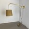 Lámpara de pared minimalista ajustable con contrapeso de latón, Italia, años 60, Imagen 2