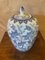 Jarrón chino de cerámica en blanco y azul, años 20, Imagen 6