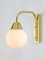 Goldene italienische Mid-Century Wandlampe aus Opalglas 10
