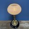 Lampada da tavolo antica in ottone con cappa in vetro acciottolato, Immagine 15