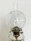 Lámpara de aceite victoriana de latón, década de 1880, Imagen 4