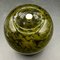 Apfelförmige Schale aus Muranoglas in Khakigrün mit weißen Punkten und vergoldetem Metallhalter von Cenedese 5