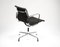 Sedie da ufficio girevoli Ea108 vintage in alluminio nero di Eames per Vitra, anni '90, Immagine 4