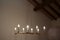 Italienischer Mid-Century Kronleuchter aus Gold & Elfenbein mit acht Leuchten, 1950er 11