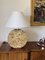 Lámpara de mesa Hollywood Regency grande de brezo / madera nudosa, Italia, años 70, Imagen 7