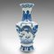 Große chinesische Vintage Keramik Vase in Weiß & Blau, 1940er 3