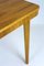 Tavolo pieghevole quadrato impiallacciato in quercia di Jitona, anni '60, Immagine 12