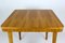 Tavolo pieghevole quadrato impiallacciato in quercia di Jitona, anni '60, Immagine 8